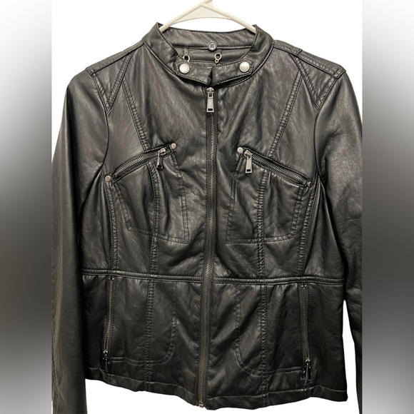 J2 Jackets & Blazers - Women's Classic Black Leather Jacket